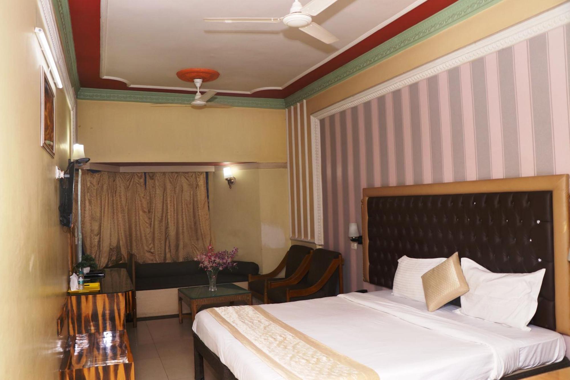 Hotel Samrat International Patna  Ngoại thất bức ảnh